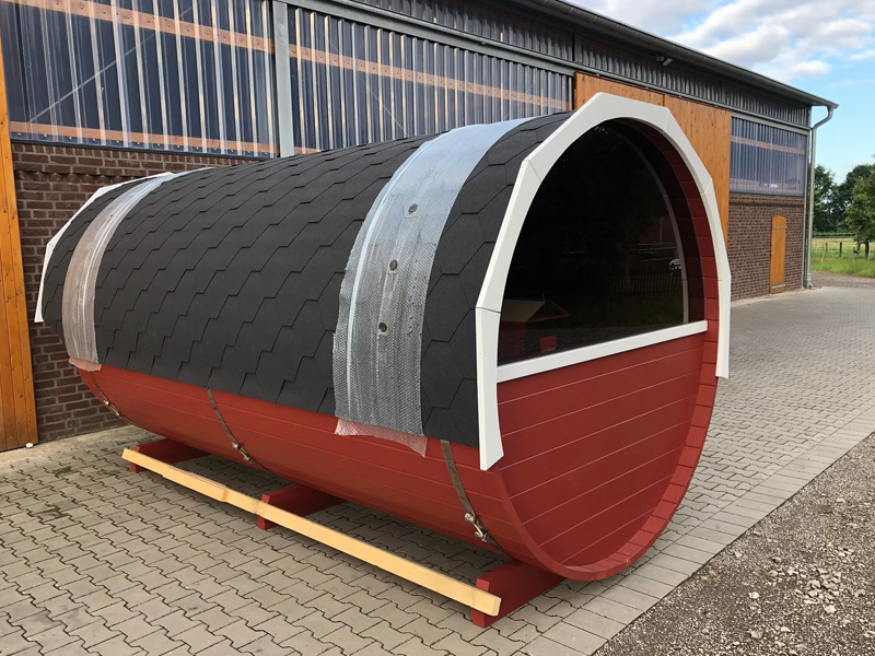 crazy-outdoors_produkte_800x600_Fasssauna0002c