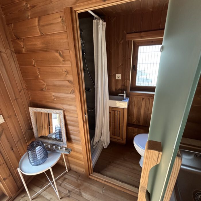 mini-chalet-50m-bad-kuche-schlafen-23 mini-chalet-50m-bad-kuche-schlafen-23